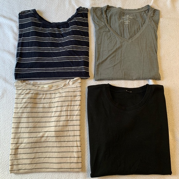 American Eagle Outfitters Tops - 4 Short Sleeve Tee Shirts Size Medium
